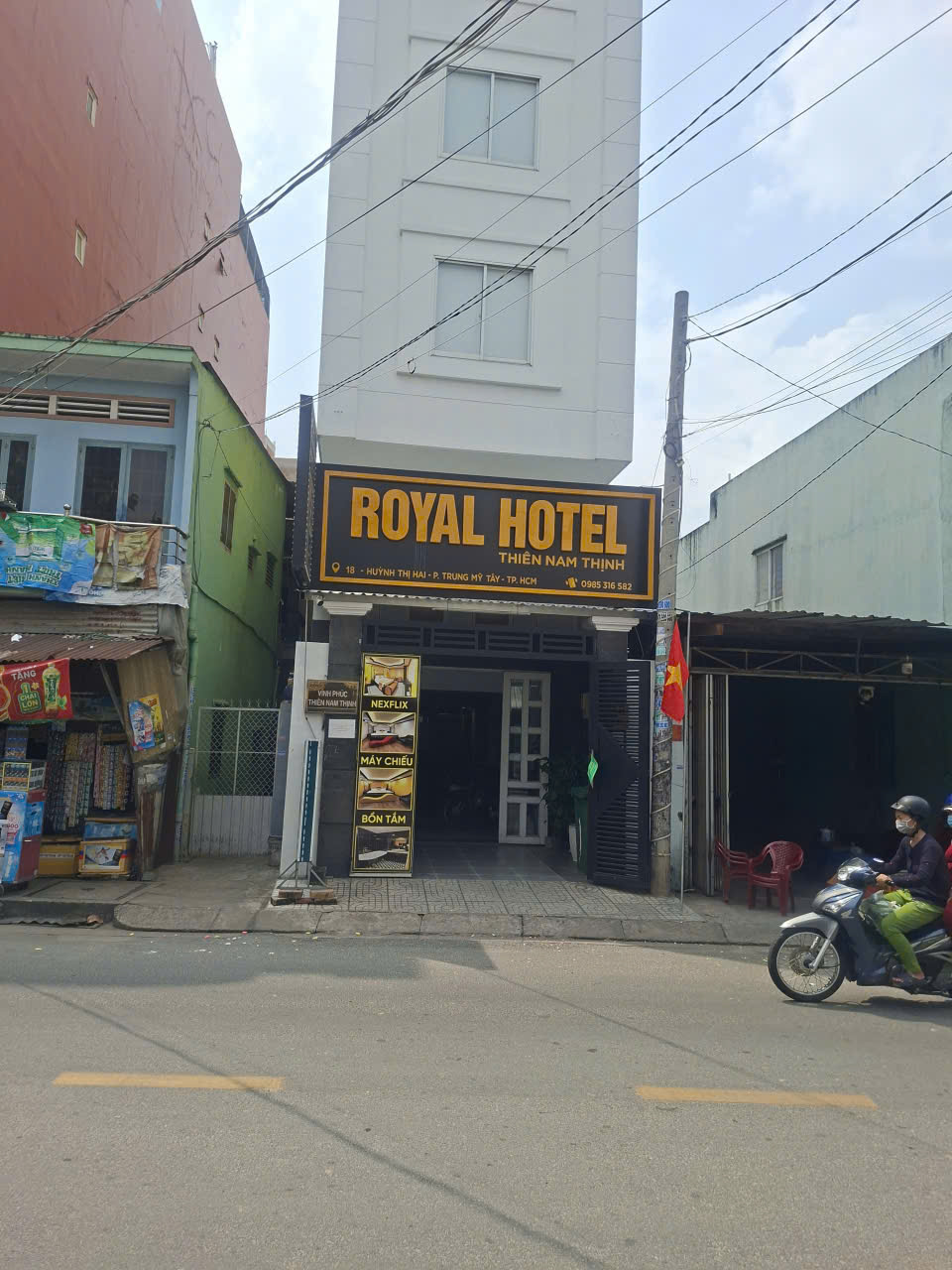 Thi công rèm cửa khách sạn Royal Hotel tại Hóc Môn
